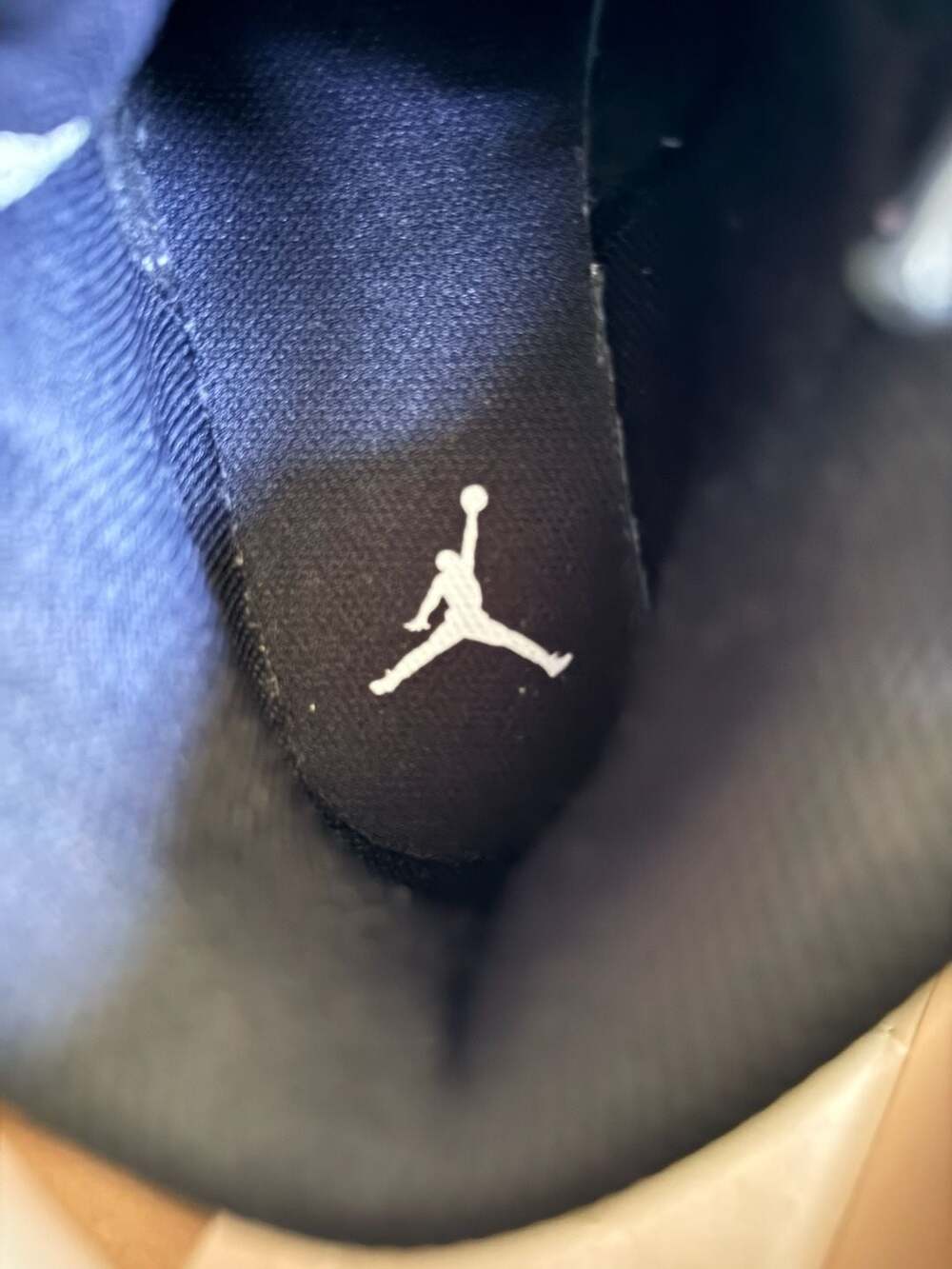 Air Jordan 1 Mid SE 'Lightbulb' (CW1140-100) WMS Size 8.5 Used 1x - Picture 5 of 9